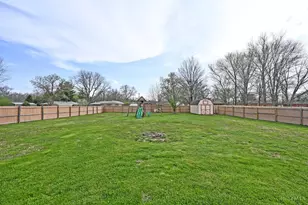 747 Jarole Dr, Union Township, OH 45245 - Photo 31