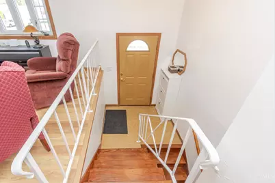 926 Michaels Drive, Franklin, OH 45005 - Photo 3