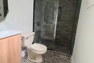 3033 Marshall Ln, Cincinnati, OH 45220 - Photo 11