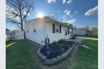 196 Orchard Circle, Blanchester, OH 45107 - Photo 3