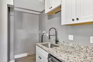 462 Dayton St, Cincinnati, OH 45214 - Photo 15