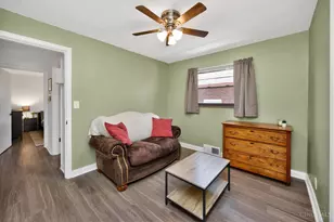 6831 Buckingham Pl, Columbia Township, OH 45227 - Photo 17