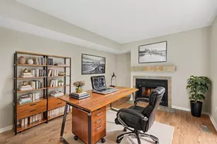 9910 Timbers Dr, Blue Ash, OH 45242 - Photo 5