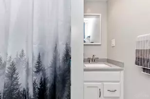 5508 Arnsby Pl, Cincinnati, OH 45227 - Photo 33