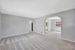 8304 Marley St, Springfield Township, OH 45216 - Photo 13