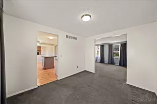 2746 Saturn Dr, Fairfield, OH 45014 - Photo 9