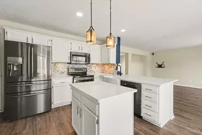 6492 Abingdon Hall, Hamilton Township, OH 45152 - Photo 5