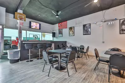 712 W Wyoming Avenue, Lockland, OH 45215 - Photo 5