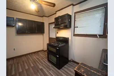 1619 Burgoyne Street, Cincinnati, OH 45223 - Photo 13