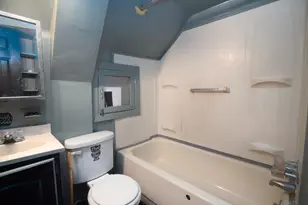 1619 Burgoyne St, Cincinnati, OH 45223 - Photo 17