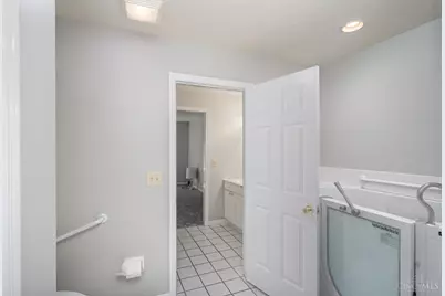 5440 Asbury Lake Drive #9, Green Township, OH 45247 - Photo 19