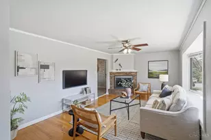 6140 Sharlene Dr, Green Township, OH 45248 - Photo 3