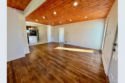 1038 Davis Road, Hamilton, OH 45013 - Photo 5