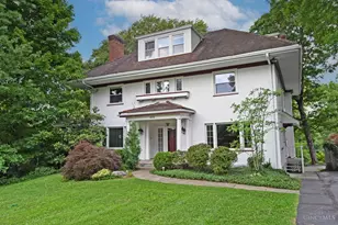 690 Clinton Springs Ave, Cincinnati, OH 45229 - Photo 3