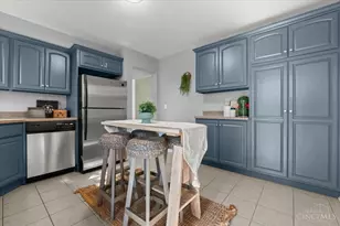 3745 Nightingale Dr, Fairfax, OH 45227 - Photo 7