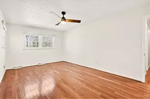 10729 Wellerwoods Dr, Montgomery, OH 45242 - Photo 7