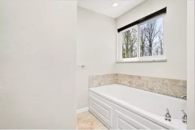 10729 Wellerwoods Drive, Montgomery, OH 45242 - Photo 11