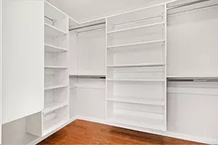 10729 Wellerwoods Dr, Montgomery, OH 45242 - Photo 13