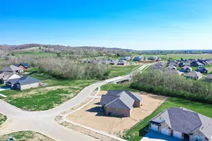 2795 Venice Crossing Dr, Ross Township, OH 45013 - Photo 49