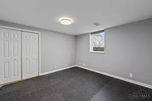 7217 Bobby Ln, Sycamore Township, OH 45243 - Photo 29