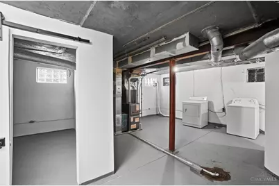 6024 Sunridge Drive, Cincinnati, OH 45224 - Photo 29