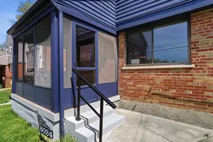 6024 Sunridge Dr, Cincinnati, OH 45224 - Photo 3