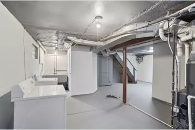 6024 Sunridge Drive, Cincinnati, OH 45224 - Photo 31