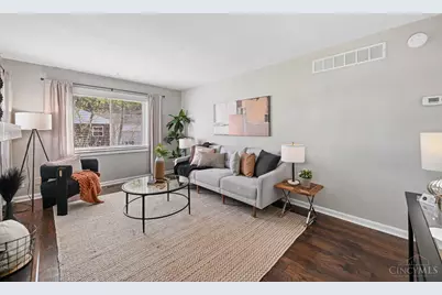 962 Helen Street, Miami Township, OH 45150 - Photo 5