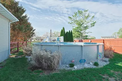 615 Saint James Place, Trenton, OH 45067 - Photo 37