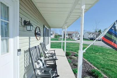 615 Saint James Place, Trenton, OH 45067 - Photo 3