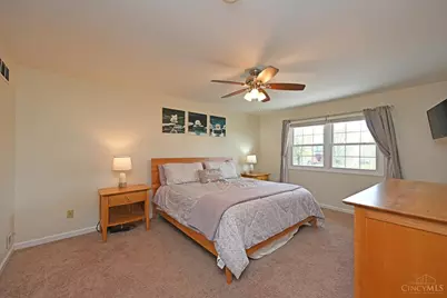 7426 Sussex Drive, West Chester, OH 45069 - Photo 25