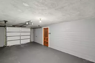 5258 Shepherd Rd, Cincinnati, OH 45223 - Photo 39