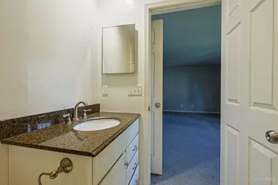 401 Shakerdale Road, Cincinnati, OH 45242 - Photo 23