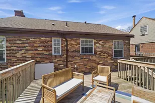 142 S Grove Ave, Wyoming, OH 45215 - Photo 23