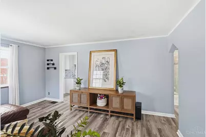 142 S Grove Avenue, Wyoming, OH 45215 - Photo 5