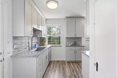 142 S Grove Avenue, Wyoming, OH 45215 - Photo 7