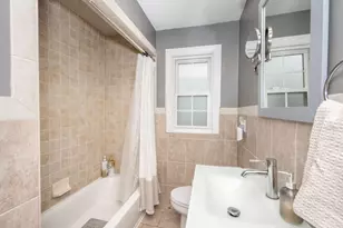 6848 Somerset Dr, Springfield Township, OH 45224 - Photo 19