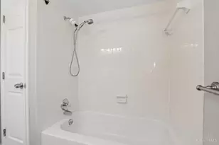 1577 Silverglade Ct, Springfield Township, OH 45240 - Photo 29