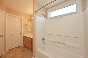 10157 Pippin Meadows Dr, Colerain Township, OH 45231 - Photo 27