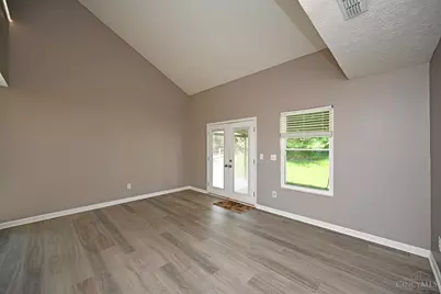 10157 Pippin Meadows Drive, Colerain Township, OH 45231 - Photo 19