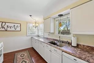 1075 Nimitz Ln, Anderson Township, OH 45230 - Photo 17