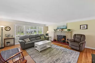 1075 Nimitz Ln, Anderson Township, OH 45230 - Photo 7