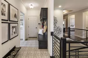 10014 Washington Gln Dr, Washington Twp, OH 45458 - Photo 15