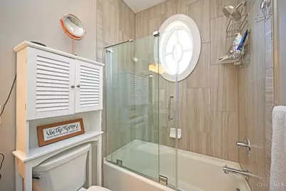 621 Athens Avenue, Cincinnati, OH 45226 - Photo 35