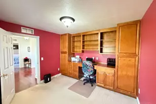 1176 Leeka Rd, Green Township, OH 45159 - Photo 23