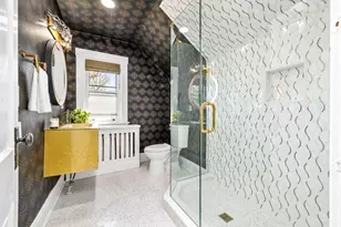 718 Clinton Springs Ave, Cincinnati, OH 45229 - Photo 37