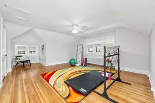 718 Clinton Springs Ave, Cincinnati, OH 45229 - Photo 39