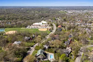 718 Clinton Springs Ave, Cincinnati, OH 45229 - Photo 51