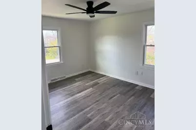 1138 Fox Run Road, Milford, OH 45150 - Photo 7