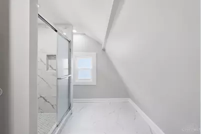 2978 Wardall Avenue, Cincinnati, OH 45211 - Photo 77